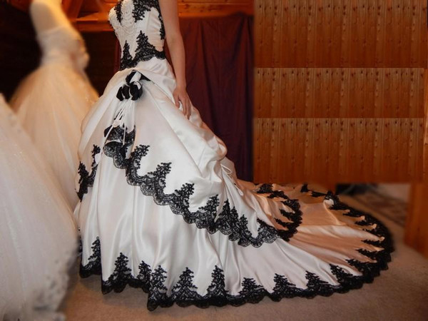 Embroidery Gothic - Vestido de Novia Vintage Gótico Blanco