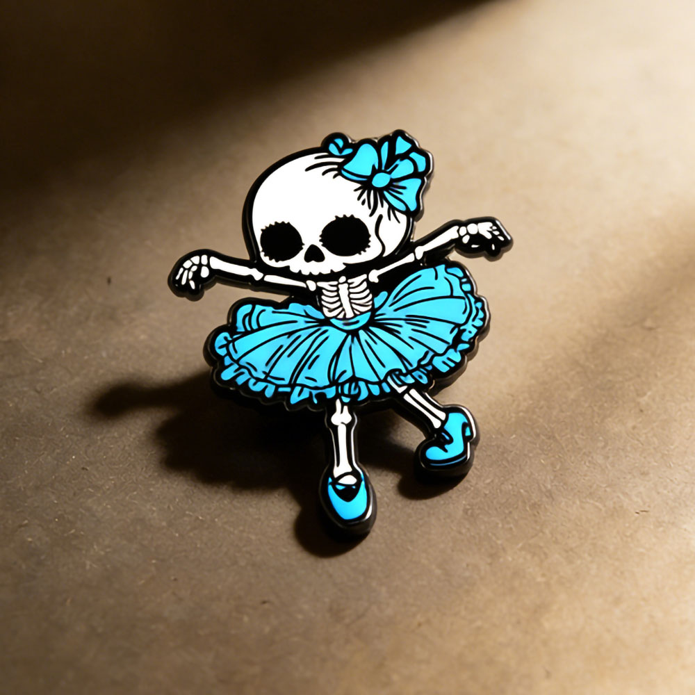 Broche de esmalte de bailarina - Embroidery Gothic reseña y precio