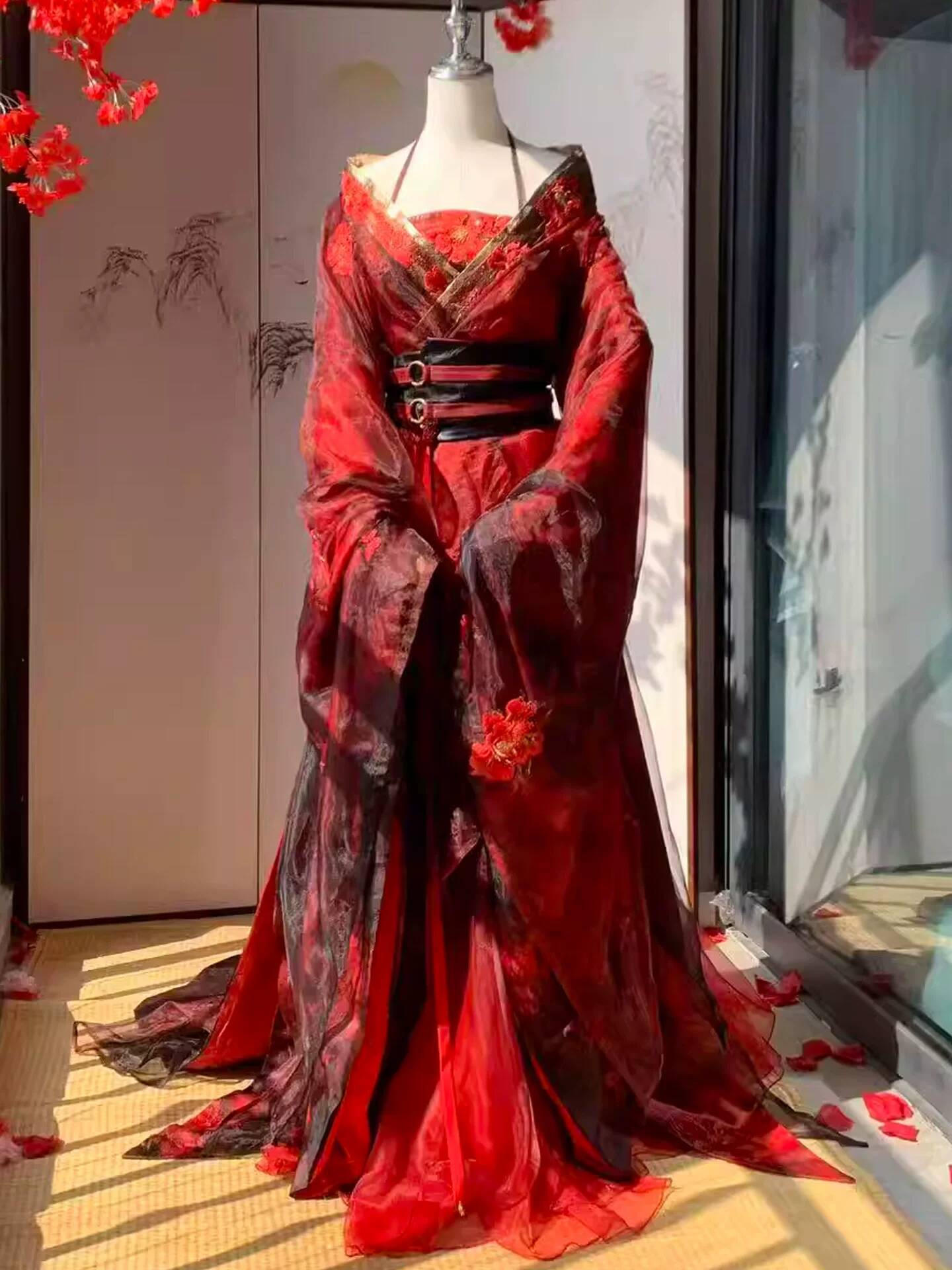 Nuevo Hanfu Rojo Datura para M - Embroidery Knit reseña y precio